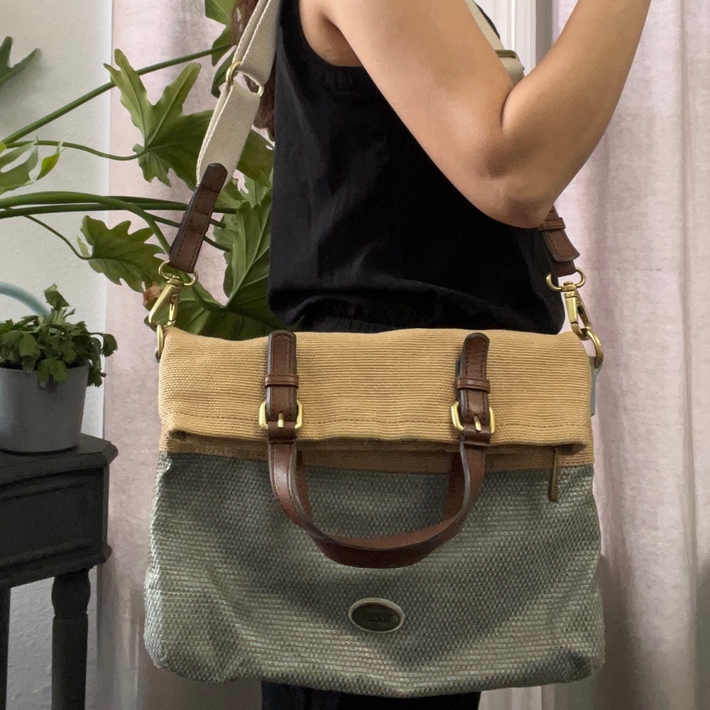 Fossil Explorer Fold-over Crossbody Messenger Tote